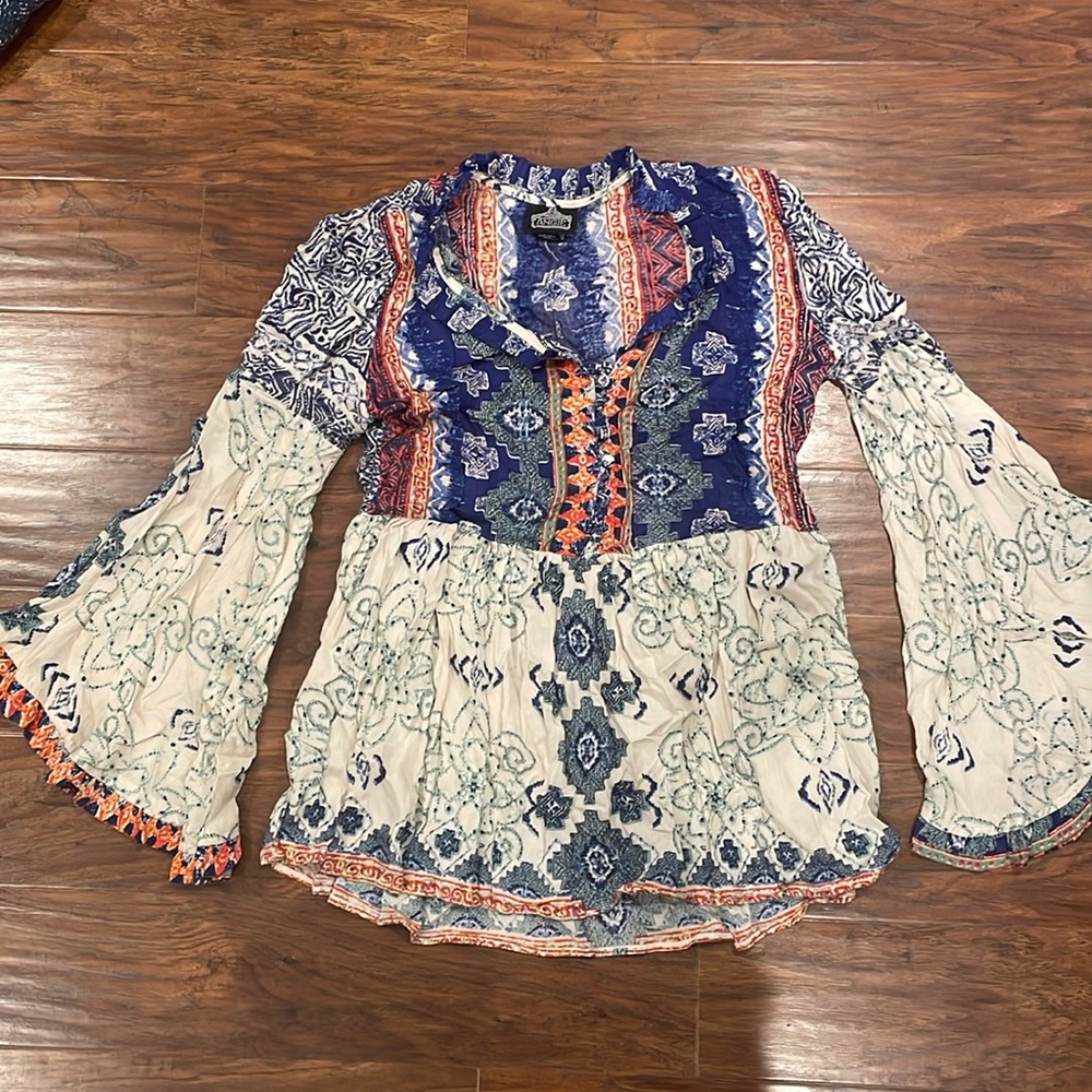 Long sleeve top